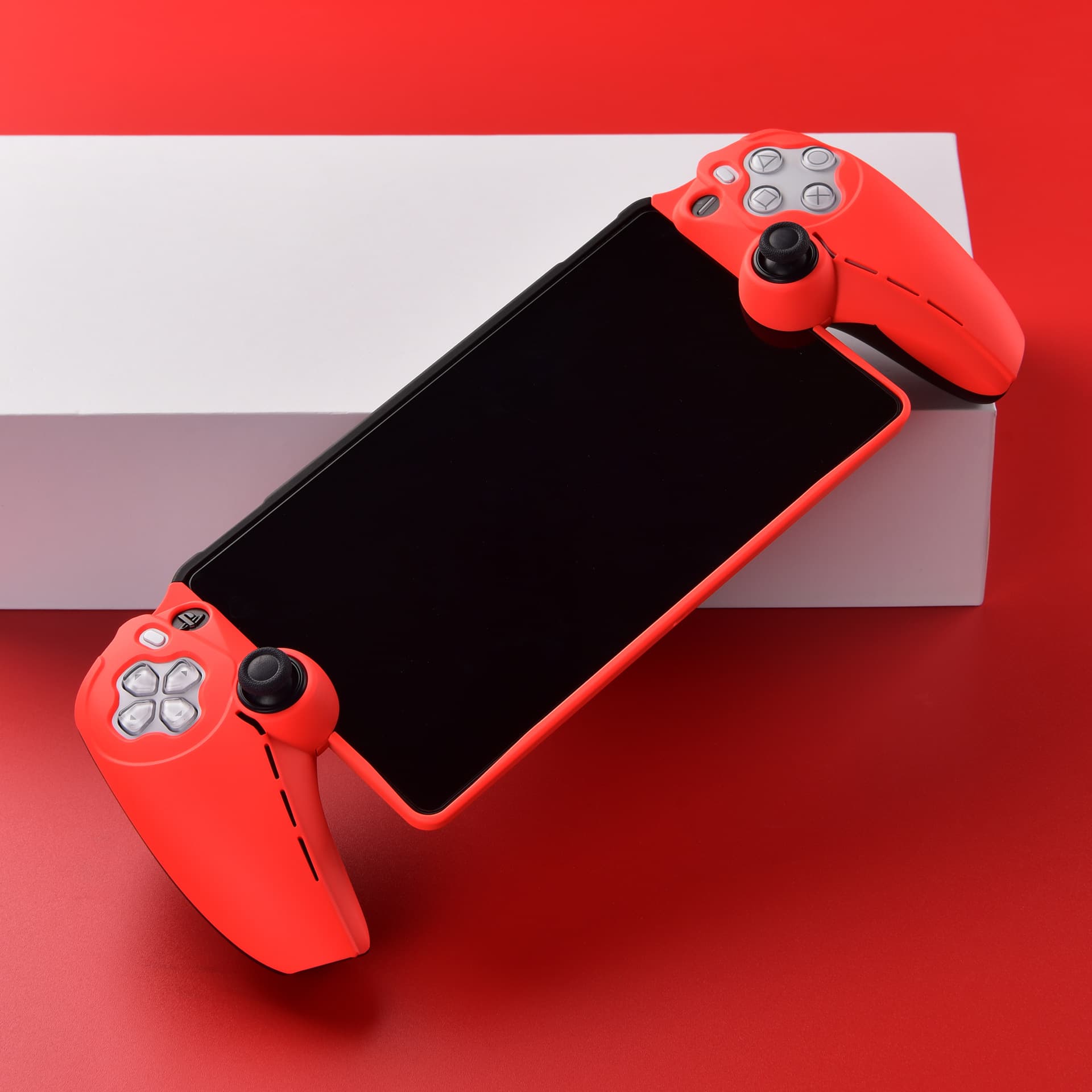 The red mark applies to the PlayStation PSPORTAL case, PS5 handheld case, Psporta hard case