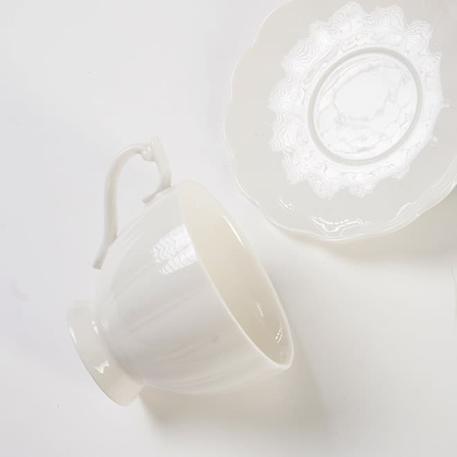 White porcelain special solid color modern simple style ceramic cup and saucer high quality coffee cup and saucer portable