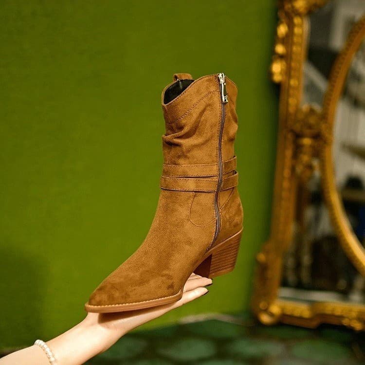2026 Winter New Fashion Versatile Belt Buckle Western Cowboy Boots Stacked Heel Retro High Heel Pointed Toe Short Boots for Women