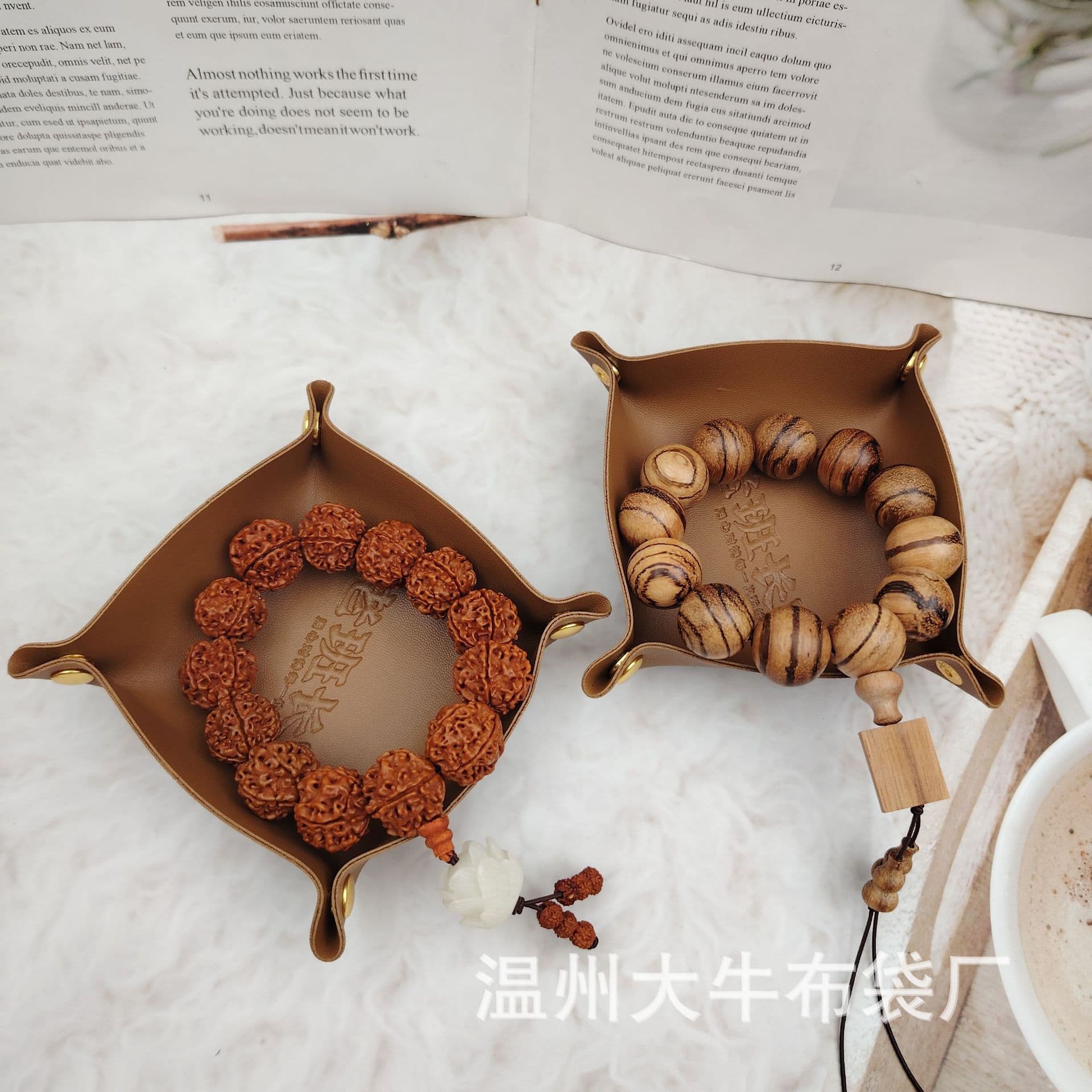 Factory Custom Creative Storage Tray PU Tray Miscellaneous Dice Box Key Candy Dice Tower Nut Bowl with Logo Printing