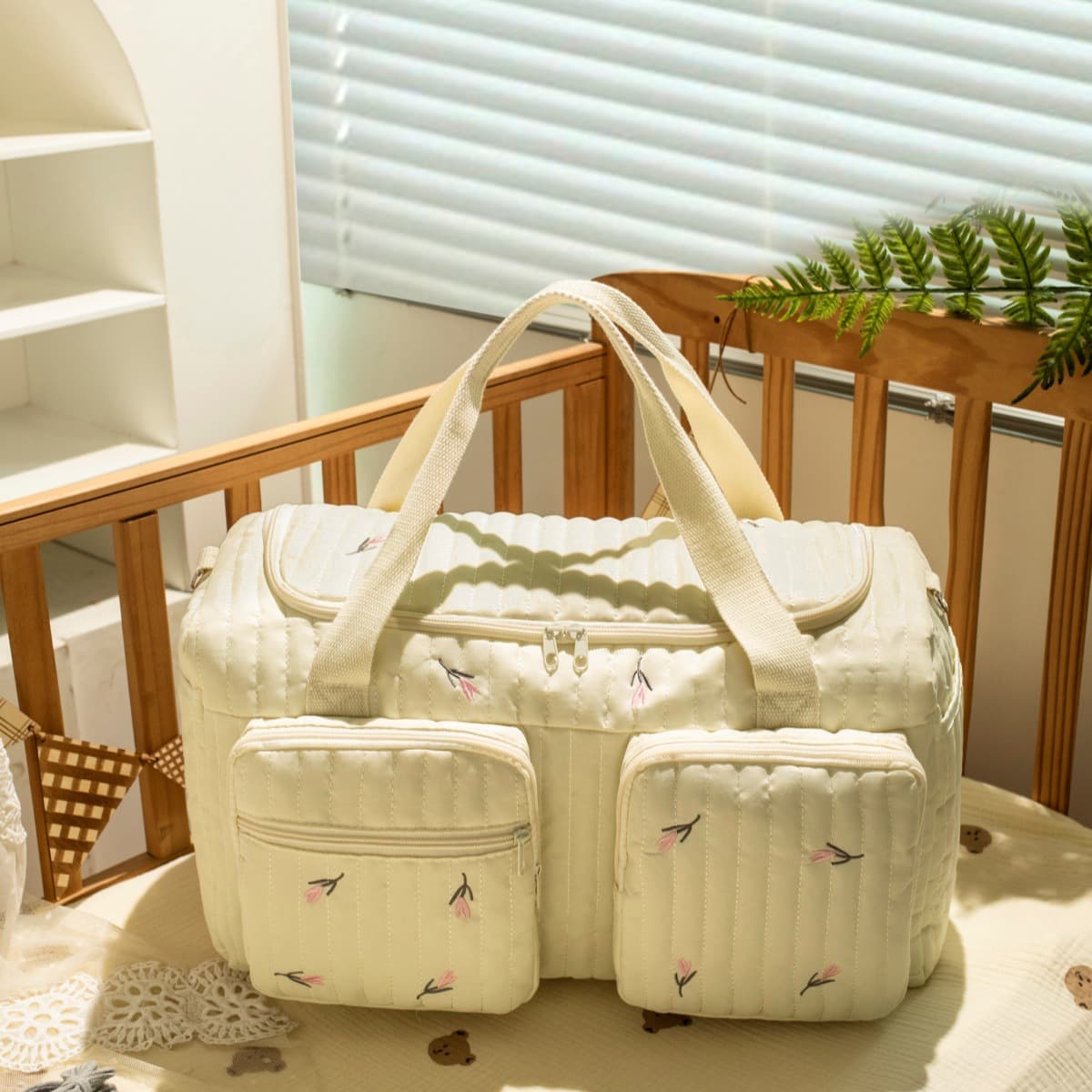 Cartoon Cute Bear Handheld Diaper Bag Large Capacity Multi-Pocket Baby Care Bag Travel Storage Bag for Outings and Stroller Walks