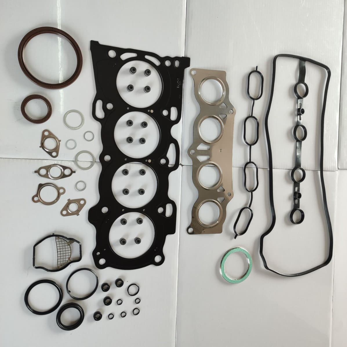 2Az 2Az-Fe Overhaul Kit Suitable for Toyota Engine Overhaul Kit 04111-28133 Iron