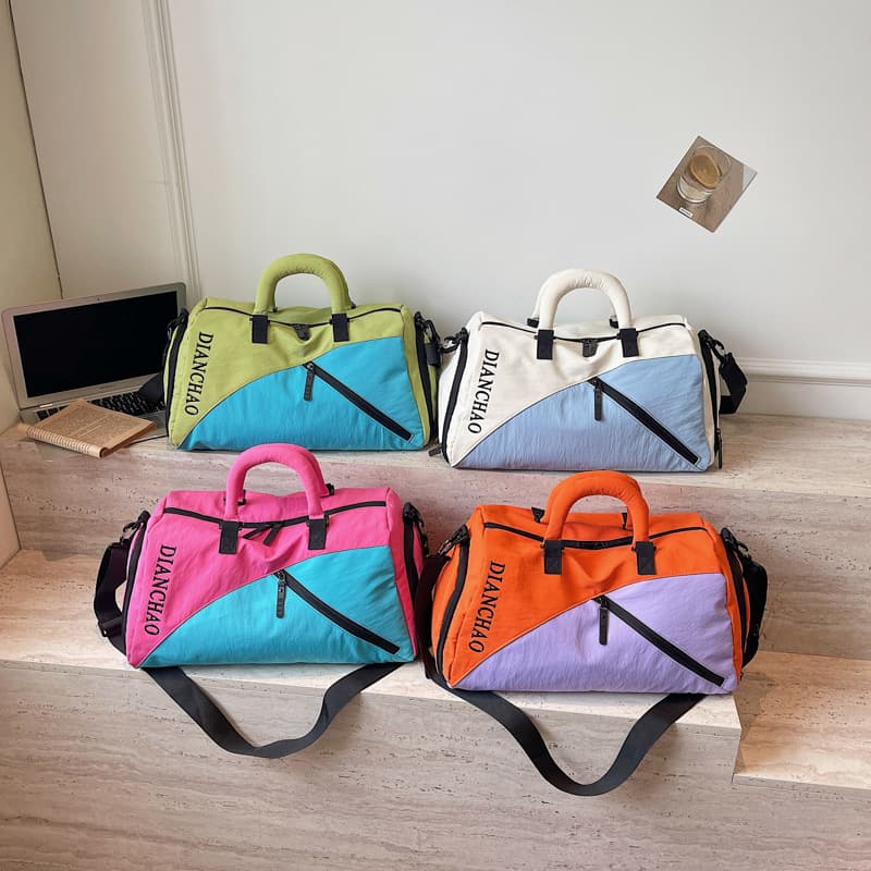 Color-blocking sports fitness bag for women and men, large-capacity dry and wet separation training bag, short-distance travel bag, travel boarding bag for women