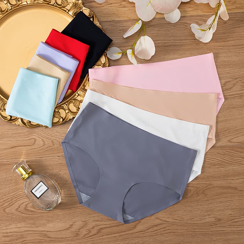 Women's seamless ice silk panties, one-piece design, breathable, sexy mid-waist, briefs, waistband 810
