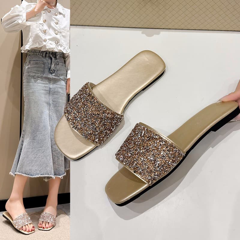 Large size flat heel sequined slippers for women to wear 2024 new summer European and American fashion internet celebrity rhinestone flat bottom