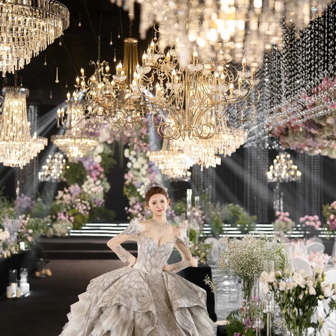Cross-border wedding crystal chandelier wedding decoration props acrylic chandelier hotel stage ceremony area decorative chandelier