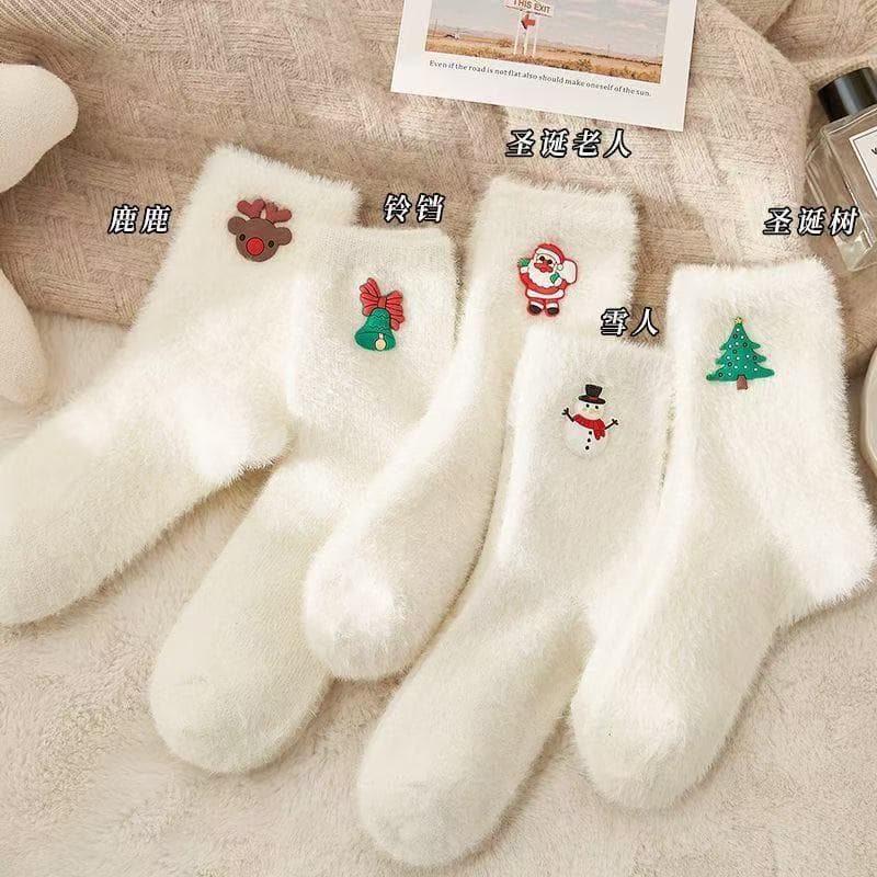 Cross-border Christmas socks white plush embroidery holiday style Christmas socks fleece-lined home sleep socks cute mid-calf socks