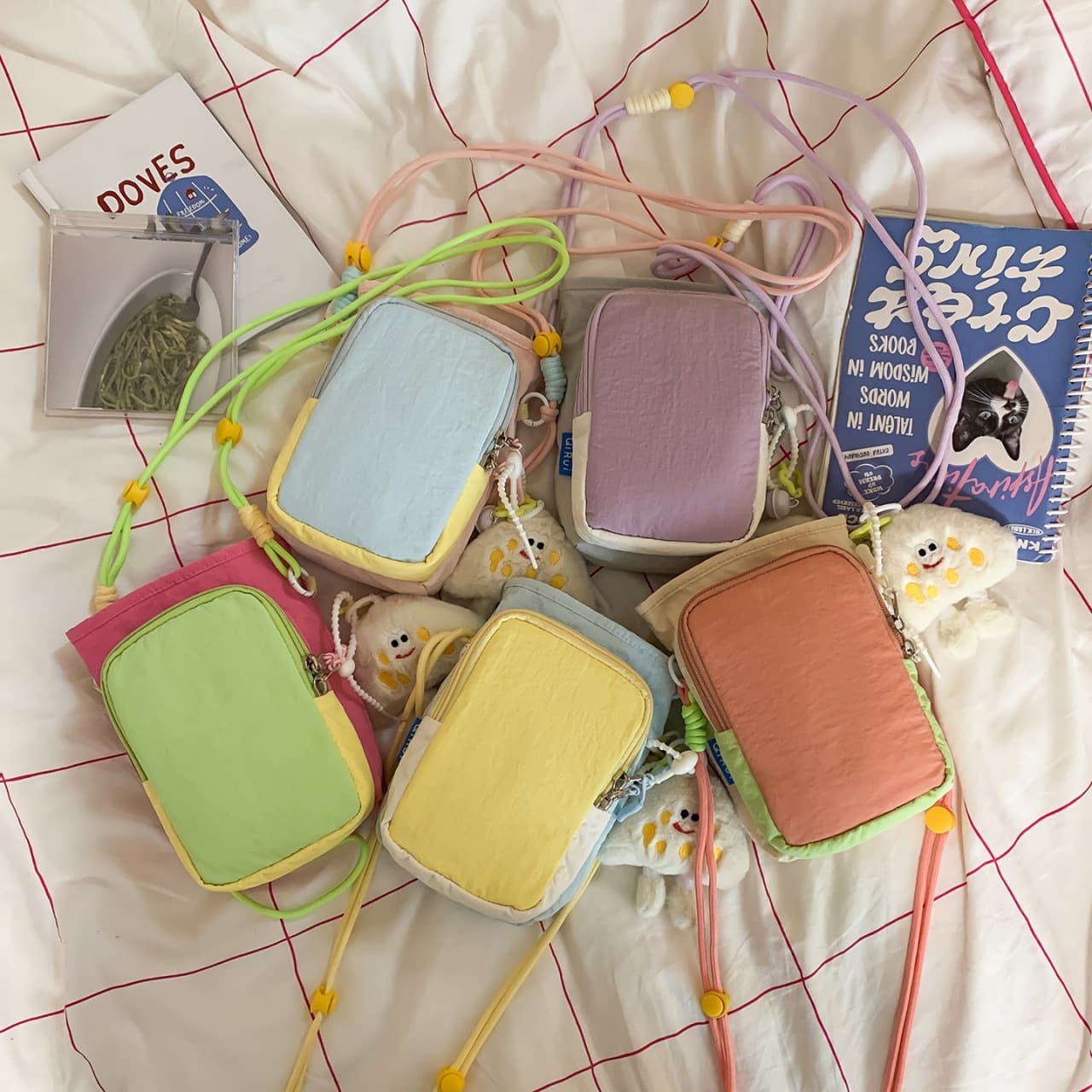 Women's Crossbody Phone Bag 2026 New Color Block Small Square Bag Lightweight Shoulder Bag Women's Bag Cosmetic Pouch