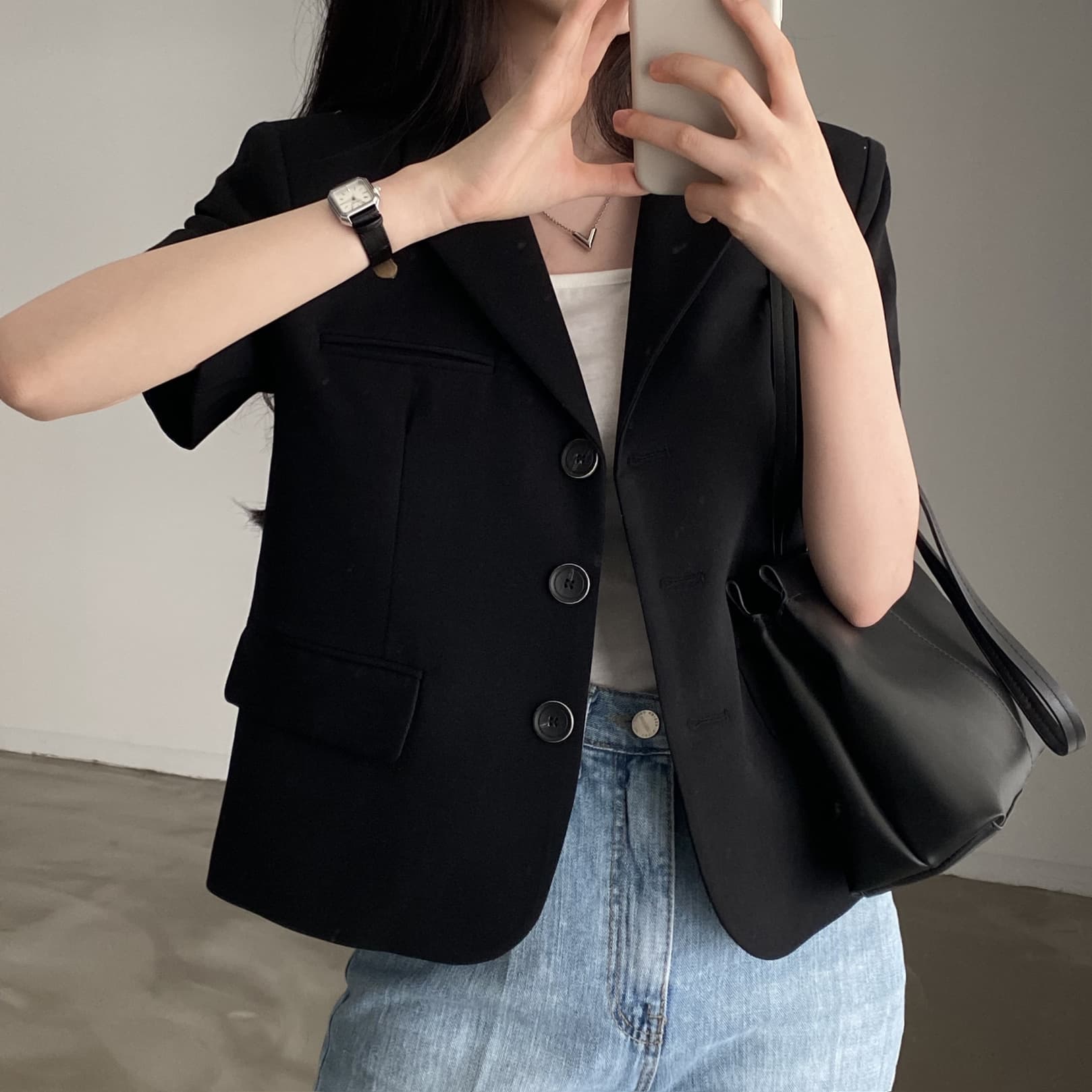 Korean chic 2026 new summer style French lapel three-button design loose casual short-sleeved suit jacket