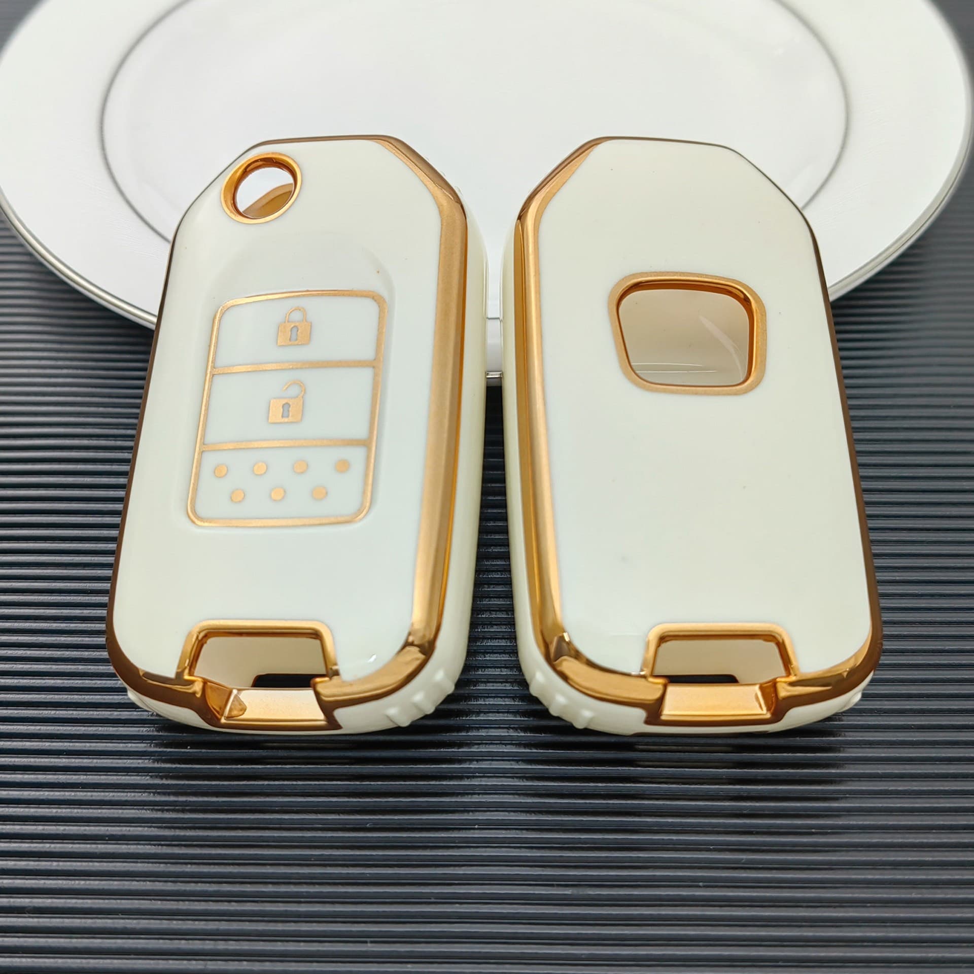 Key Case Cover for Honda Accord, Civic 10th Gen, CR-V, Vezel, Breeze, XR-V, Lingpai, CR-V - Premium Shell Buckle