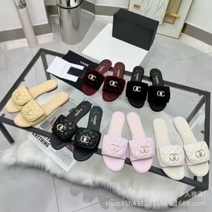 Chanel-Style 2026 Summer Lambskin Backpack Metal Buckle Quilted Flat Slide Sandals, Casual Home Beach Sandals