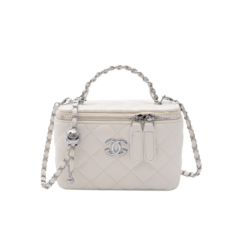 Cross-Border Trendy Diamond Quilted Bag Women 2026 New Fashion Handheld Box Bag Versatile Chain Single Shoulder Crossbody Bag