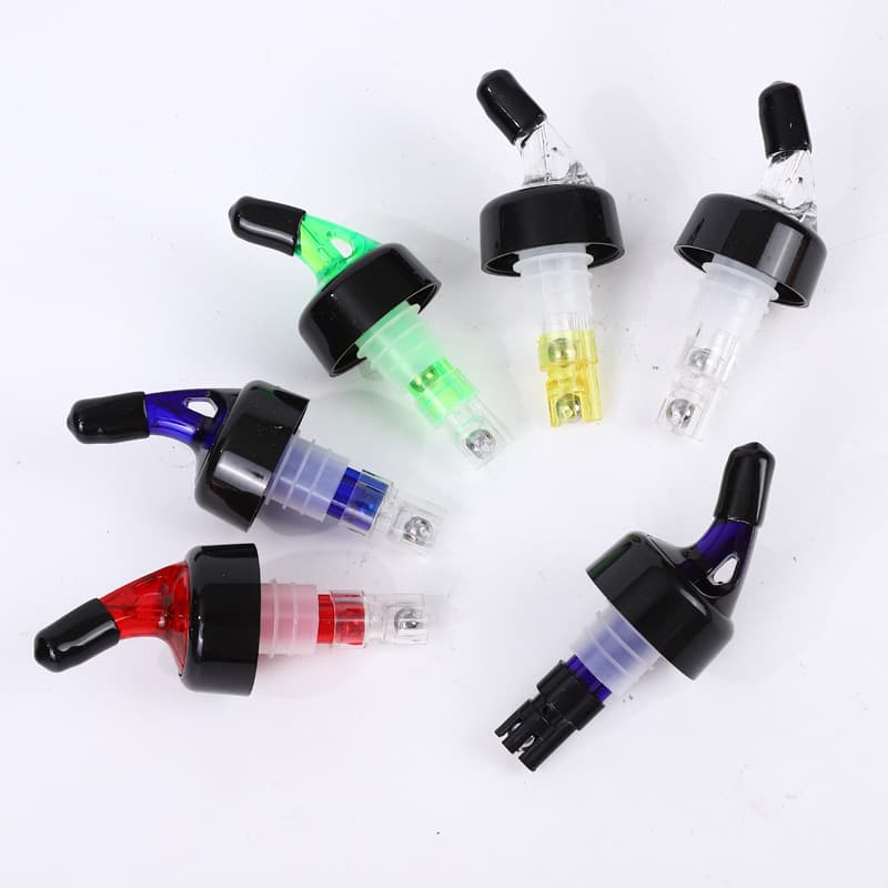 Acrylic Wine Pourer with Measured Spout and Lid, Decanting Wine Tool, New Stock Cross-Border Promotion 15/40