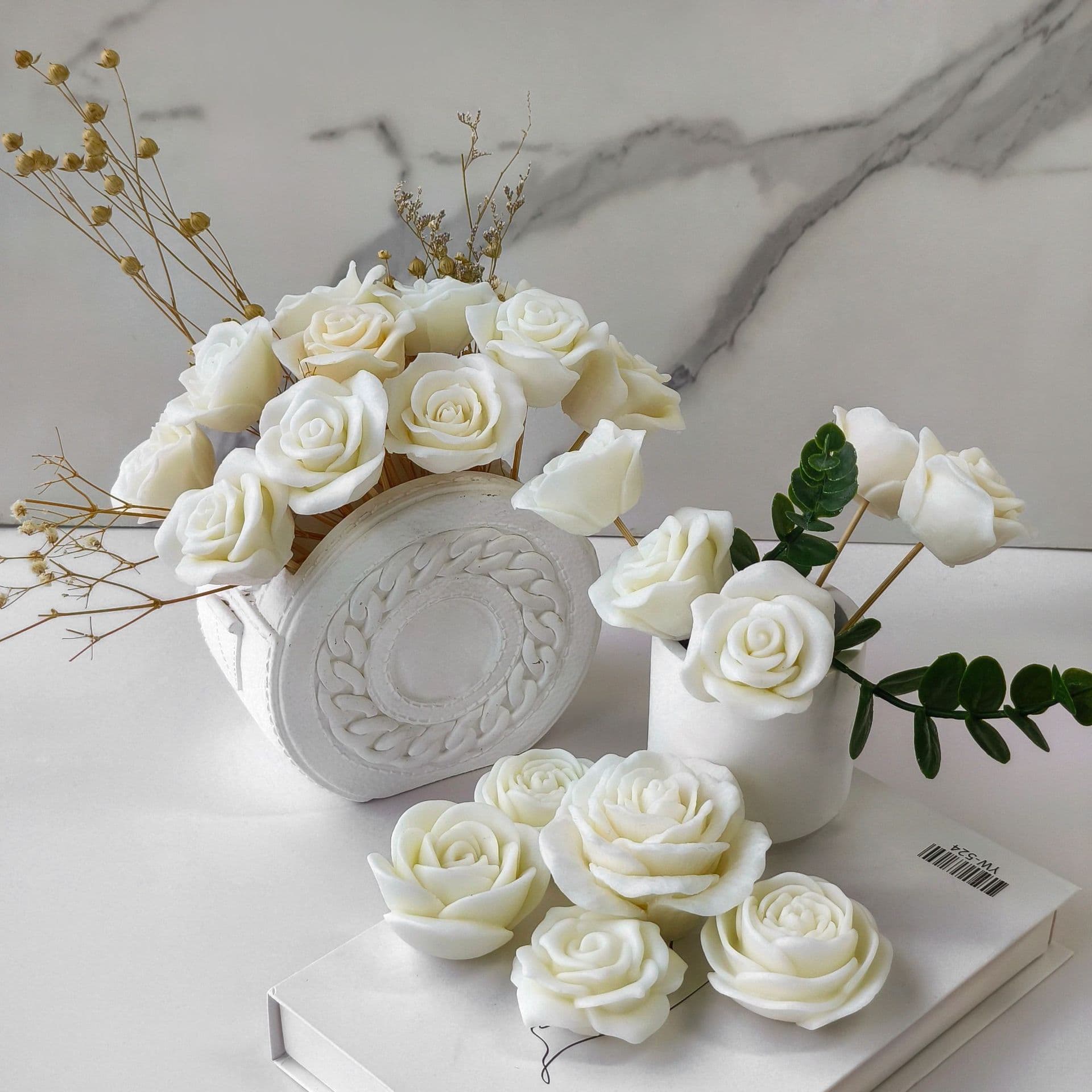 Valentine's Day Rose Flower Aromatherapy Candle Silicone Mold DIY Flower Enlargement Stone Handmade Soap Gypsum Gum Dropping Grinding Tool