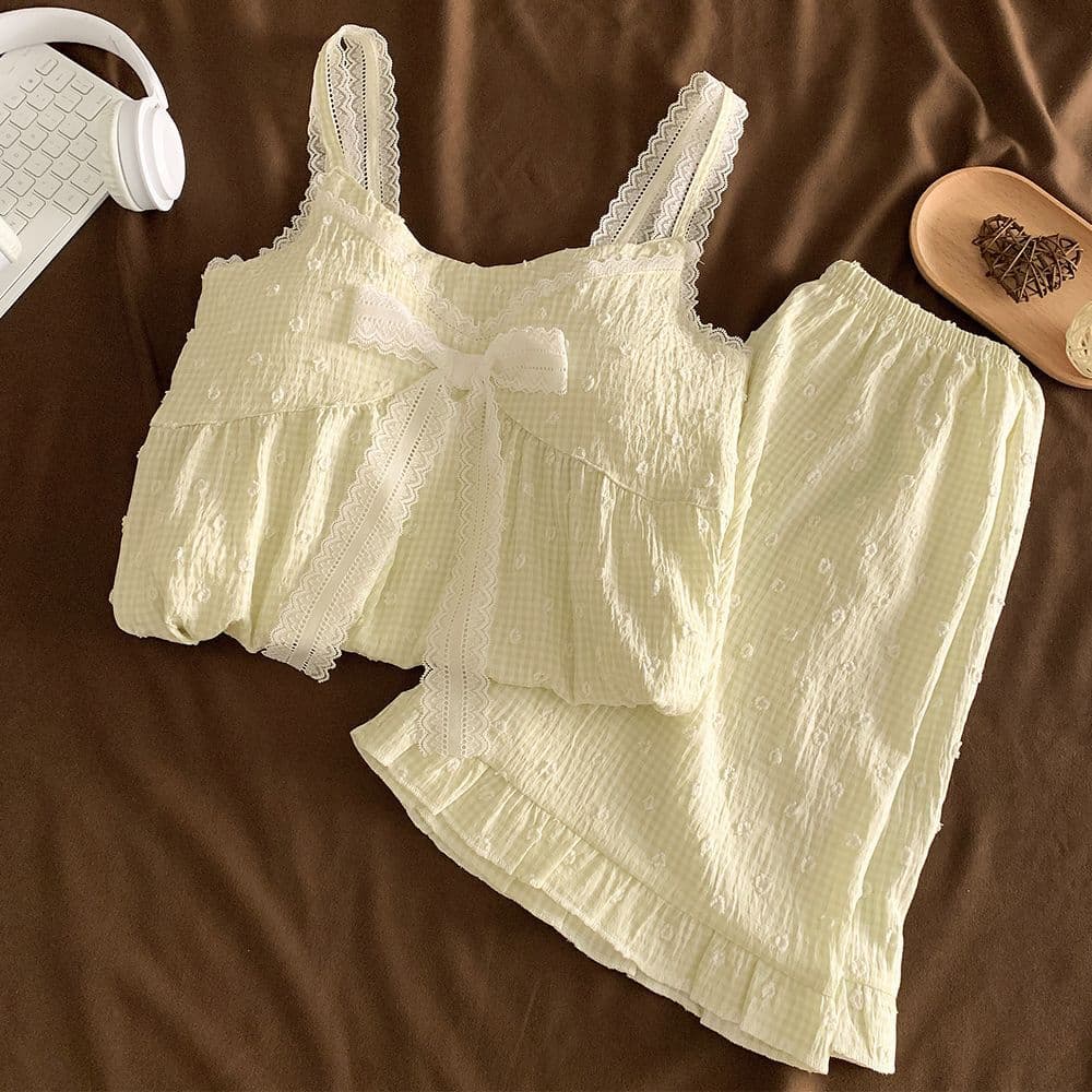 Three-Color Padded Camisole Shorts Set with Small Flutter Sleeves, Floral Jacquard Cloud Cotton Girl's Pajama Set for Summer