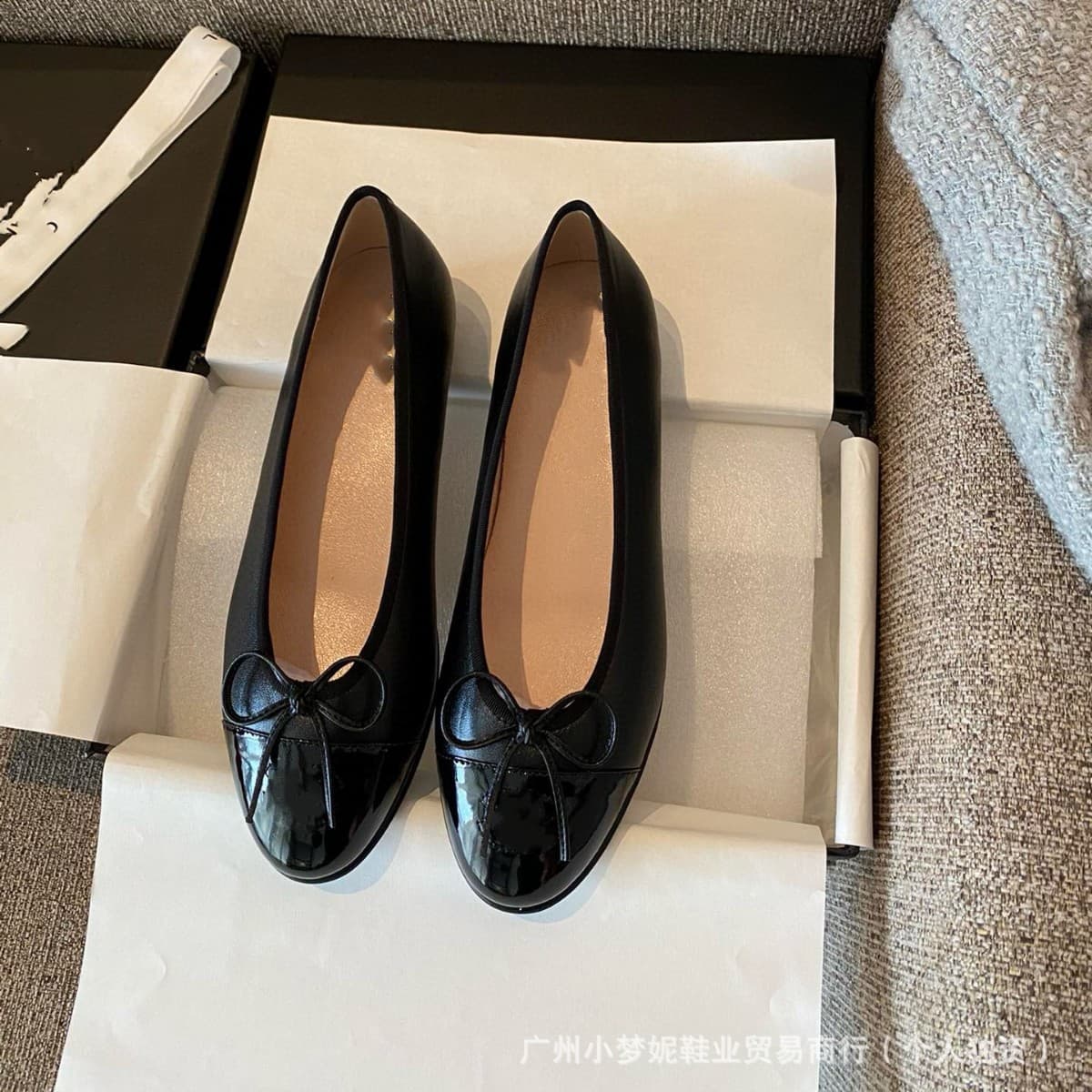 Su Yinyin's Same Style Small Fragrant Flats Shoes for Women with Shallow Mouth, Round Toe, French Bow, Versatile Ballet Shoes