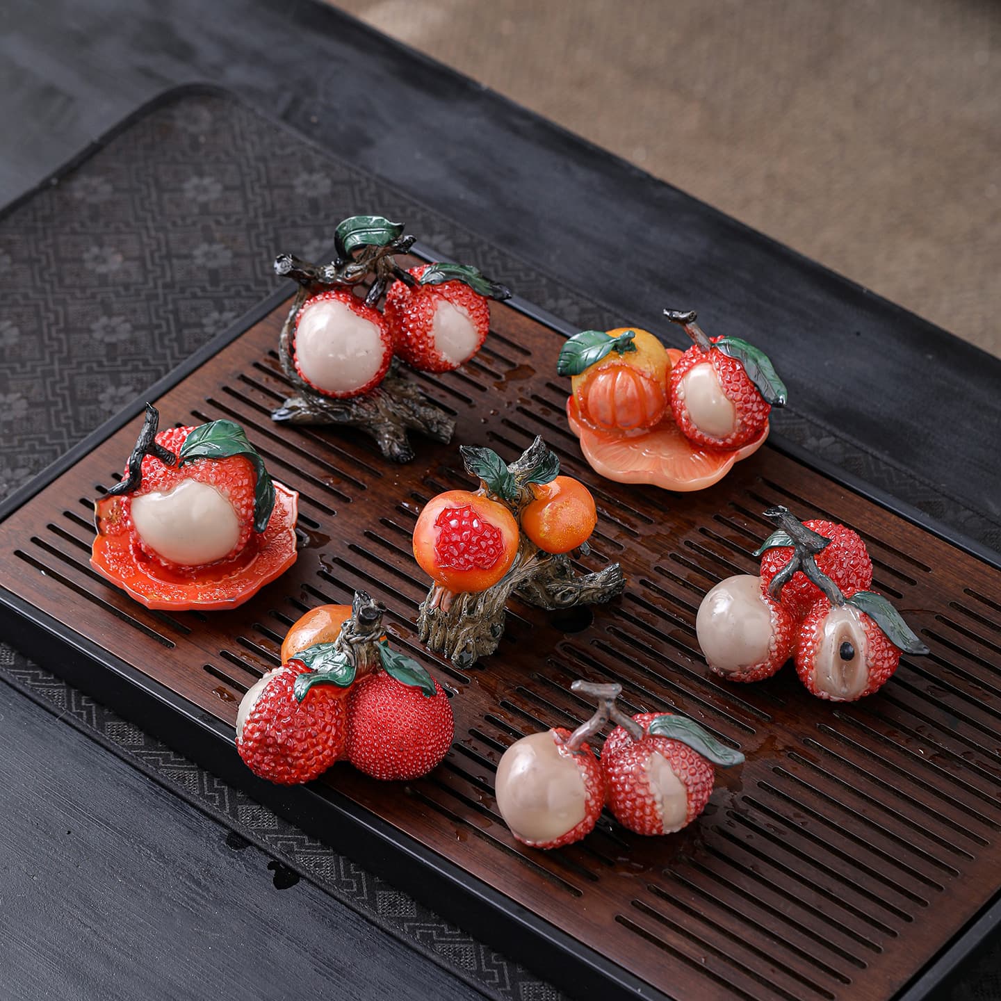 Fortune-Bringing Color-Changing Lychee Auspicious Resin Tea Pet New Creative Tea Table Tea Play Accessories Decorative Home Ornament