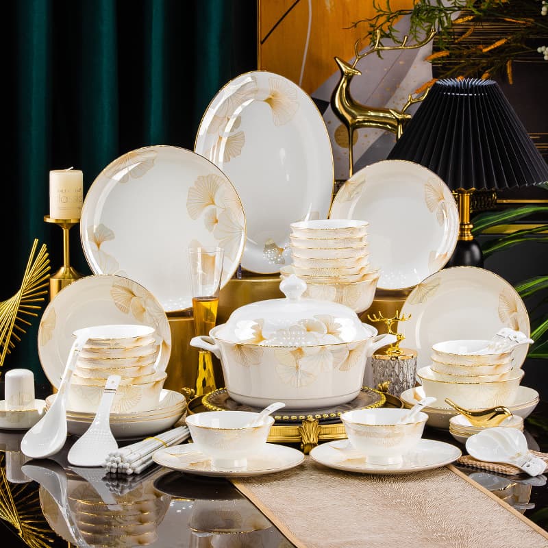 Jingdezhen 2025 New Ceramic Dinnerware Bowls Plates Dishes Home Light Luxury Bone China Bowl Plate Set Housewarming Gift