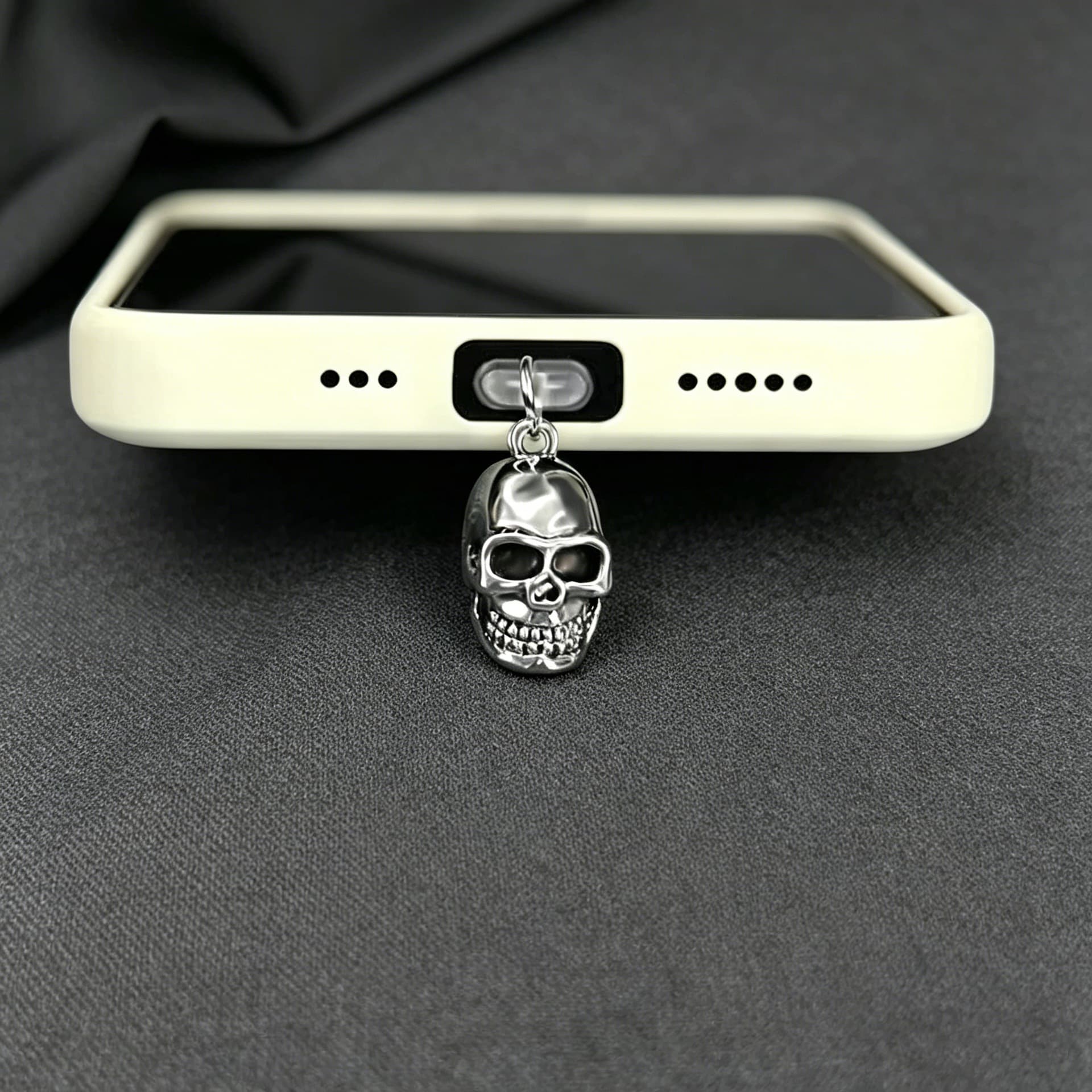 Alloy Skull Phone Dust Plug Exquisite 3D Design Cool Style Anti-Dirt Anti-Block Holiday Gift Cross-Border Supply