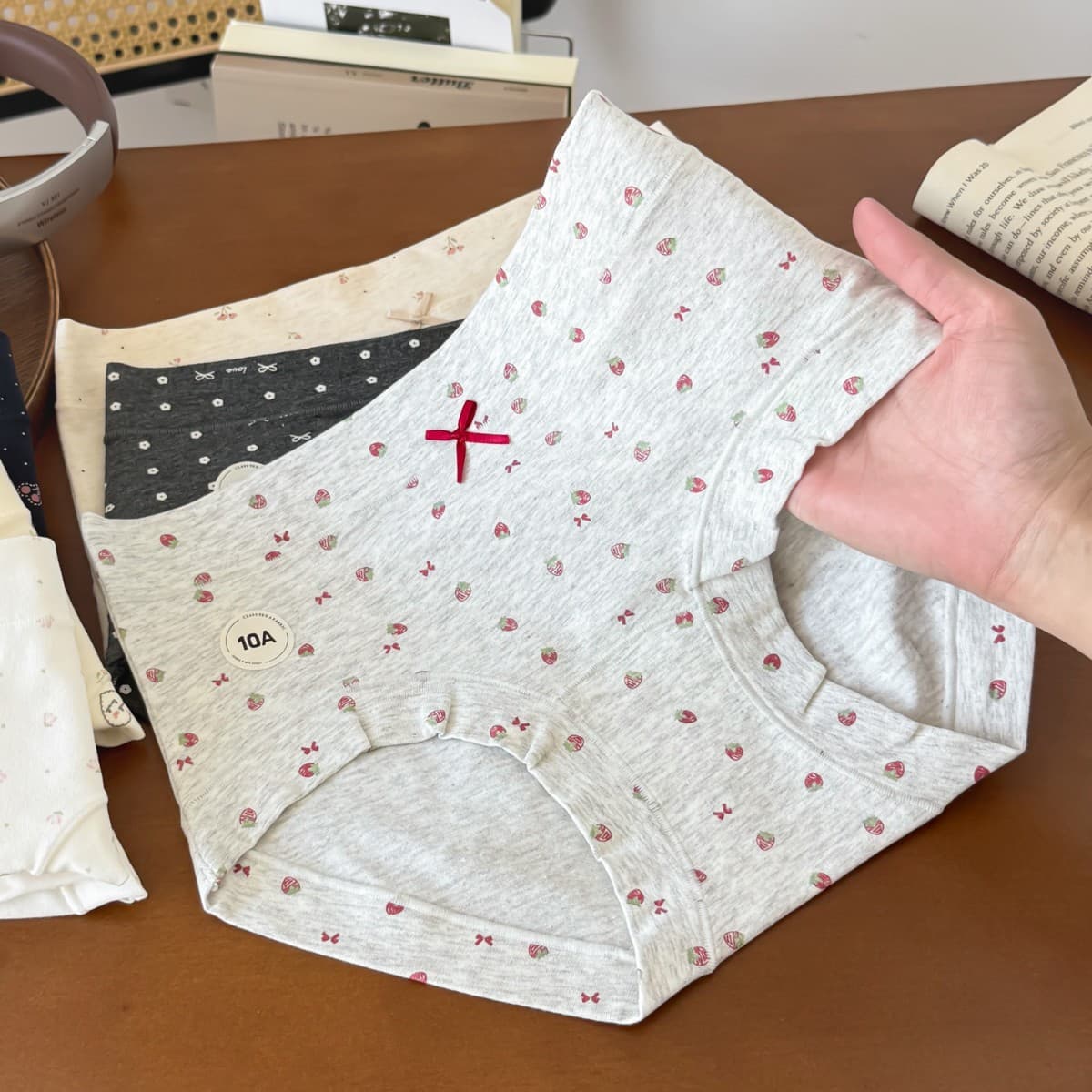 6186 Comfortable! Korean style floral print BM women's underwear, hip-hugging, comfortable, A-grade cotton, extra long crotch, 10A antibacterial.