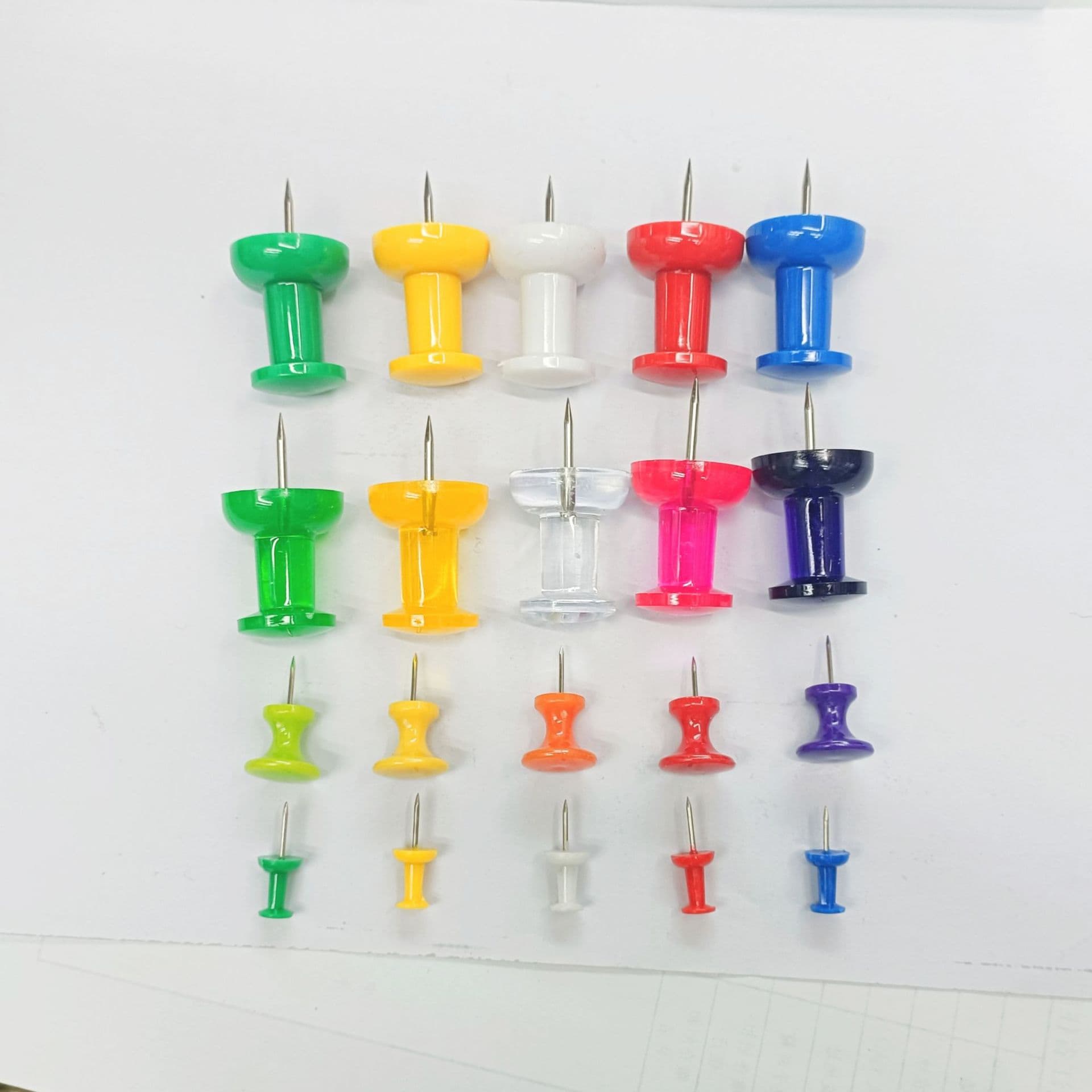 Factory Wholesale Plastic Extra-Large I-Shaped Push Pins for Cork Boards, Drawing Pins, Transparent Film-Covered Board Pins, Soft Rubber Backing