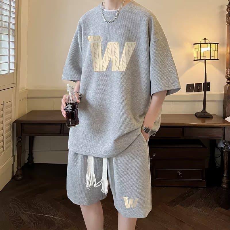 Gangfeng Huafu Ge Men's Short Sleeve T-Shirt and Shorts Two-Piece Set Summer Stylish Youth Streetwear Outfit for Men