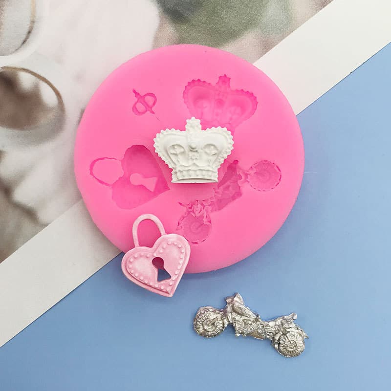 Key Heart Lock Crown Motorcycle Silicone Mold DIY Cake Chocolate Fondant Mold Decorative Cookie Cutter