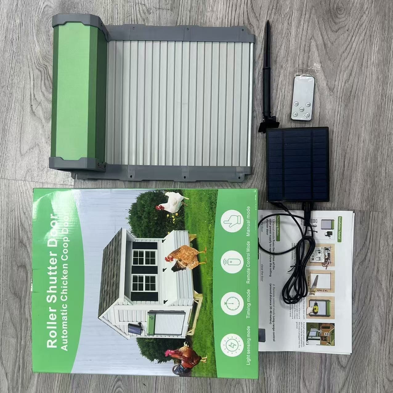 Cross-border Solar-Powered Automatic Light-Sensing Chicken Coop Door with Remote Control, Automatic Roll-Up Door, Pet Chicken Cage Door for Home Use