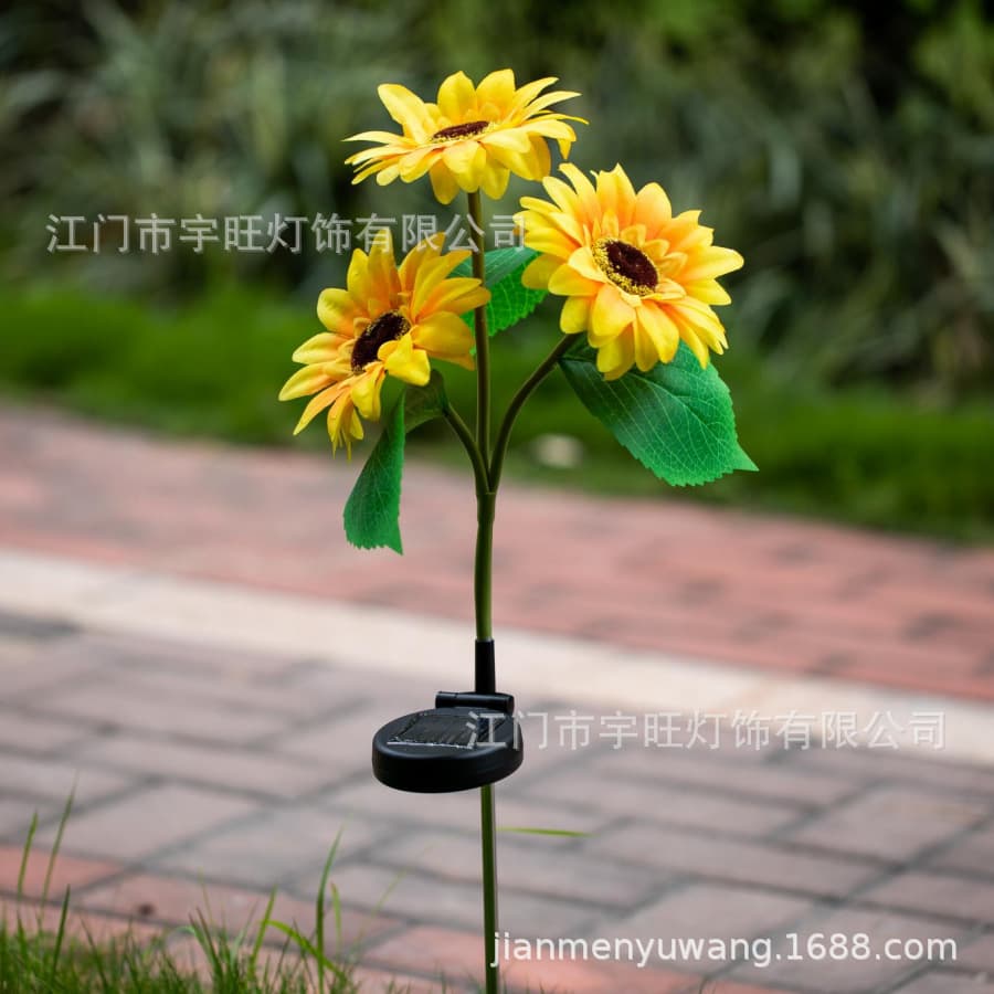 Solar 3-Head Sunflower LED Warm Light Garden Lamp High-Brightness Artificial Flower Light for Garden and Courtyard