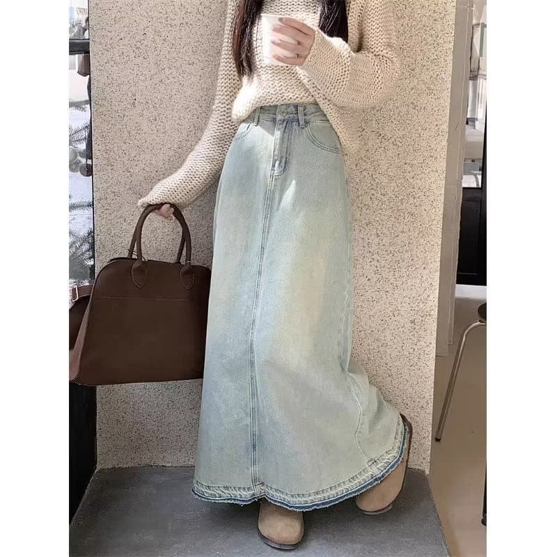 Retro Raw Edge Denim Skirt for Women Spring and Autumn High Waisted Loose Casual A-Line Skirt with Back Slit to Cover the Hip and Swing Skirt