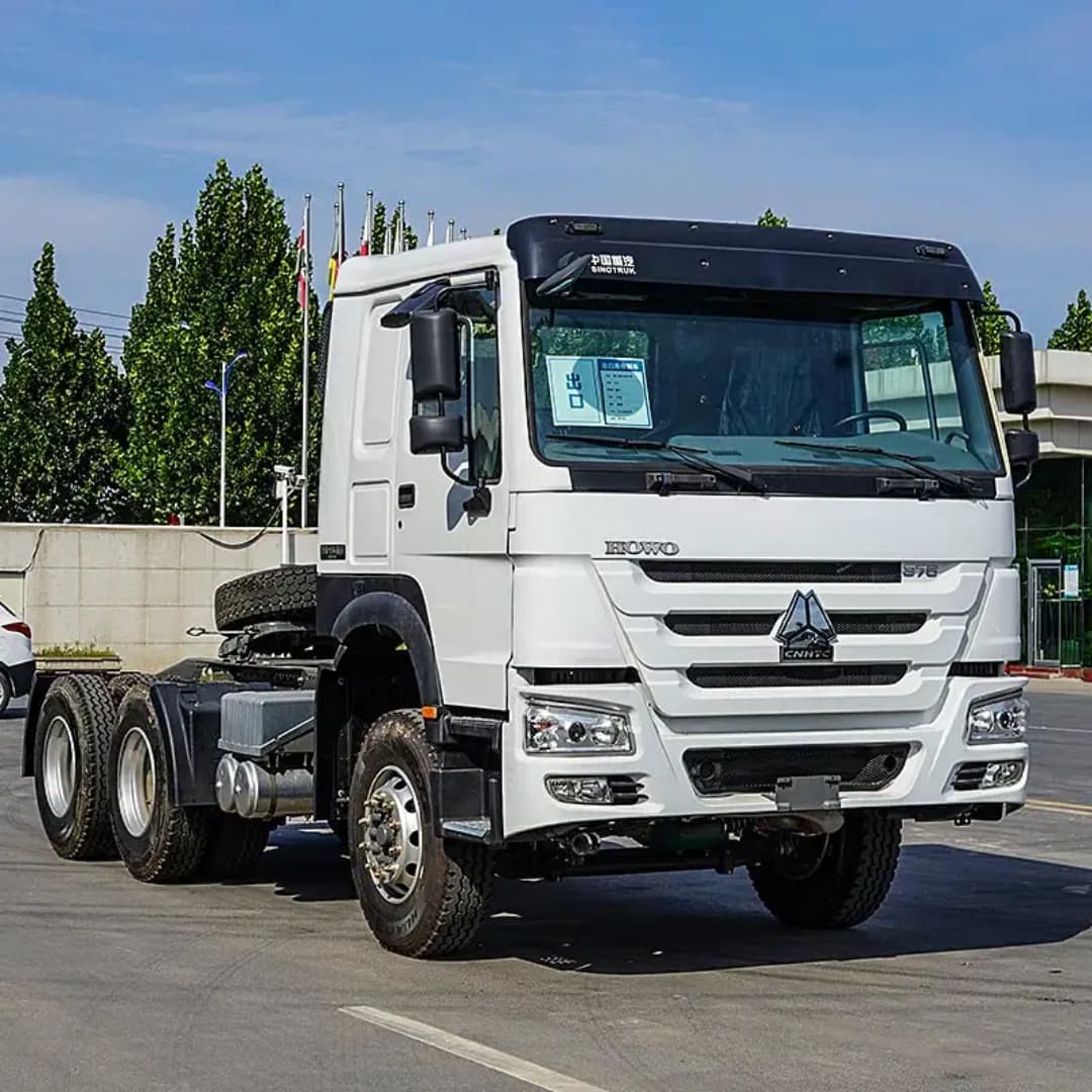 Factory direct supply export Sinotruk HOWO 6x4 tractor, refurbished Howo 10-wheel 371HP tractor
