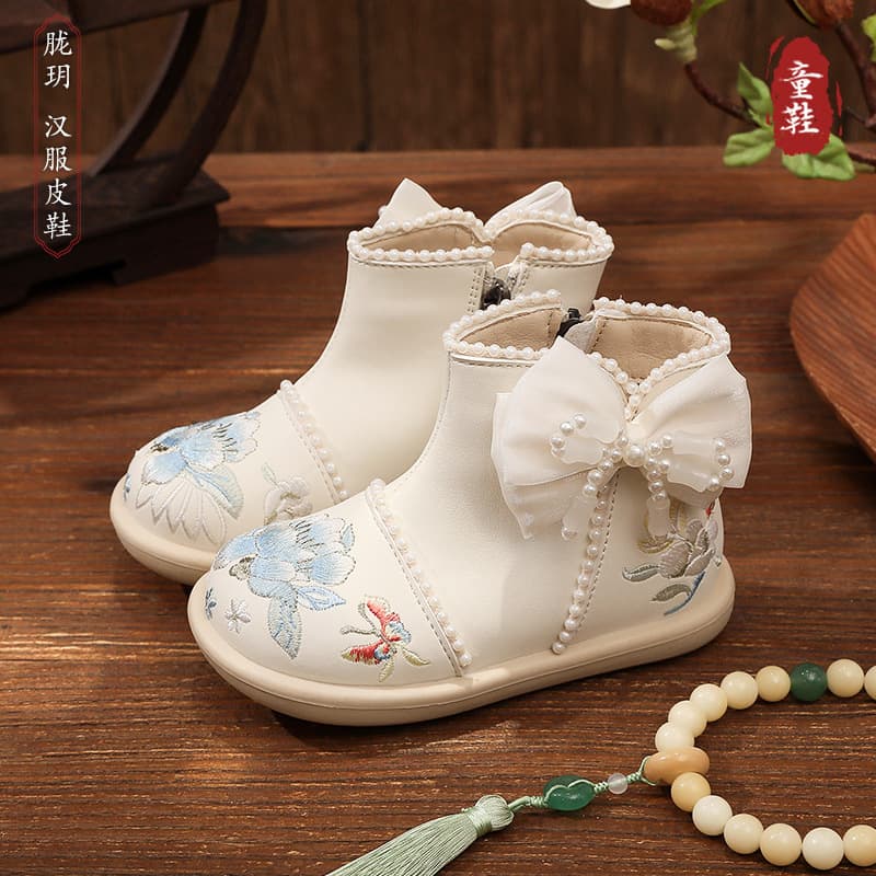2025 New Spring/Autumn Trendy Children's Martin Boots for Girls, Chic Style Winter National Short Boots for Hanfu