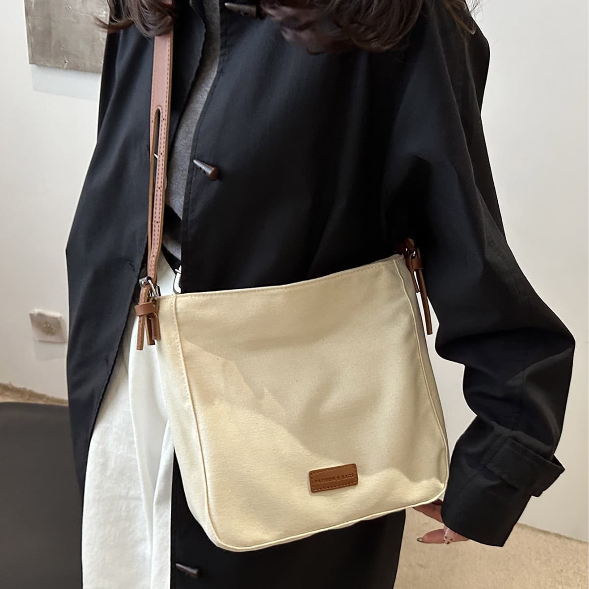 Canvas Crossbody Bag for Women 2024 New Style Morning Class Bucket Trend Commuter Unique Premium Large Capacity Casual Bag