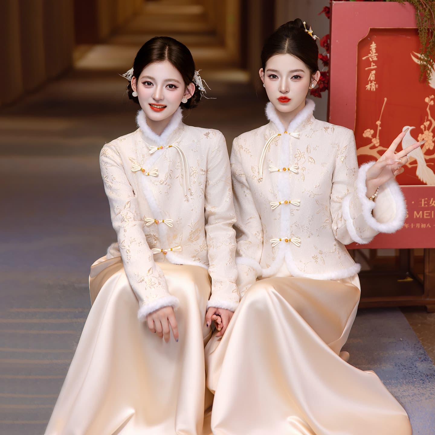 New Chinese-style Bridesmaid Dress 2025 New National Style Cheongsam Two-piece Set High-end Wedding Sister Dress Autumn Winter Long Sleeve