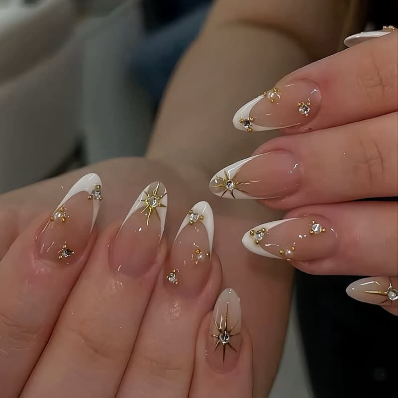 European and American Foreign Trade Hot-Selling Nail Art Nail Tips, French Style White Simple Fake Nails, Sparkling Rhinestone Wearable Nails