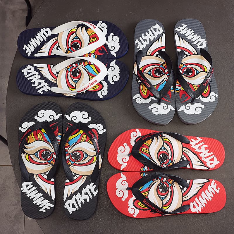 New Flip Flops for Men Outdoor Casual Slippers Summer 2026 Non-Slip Beach Sandals