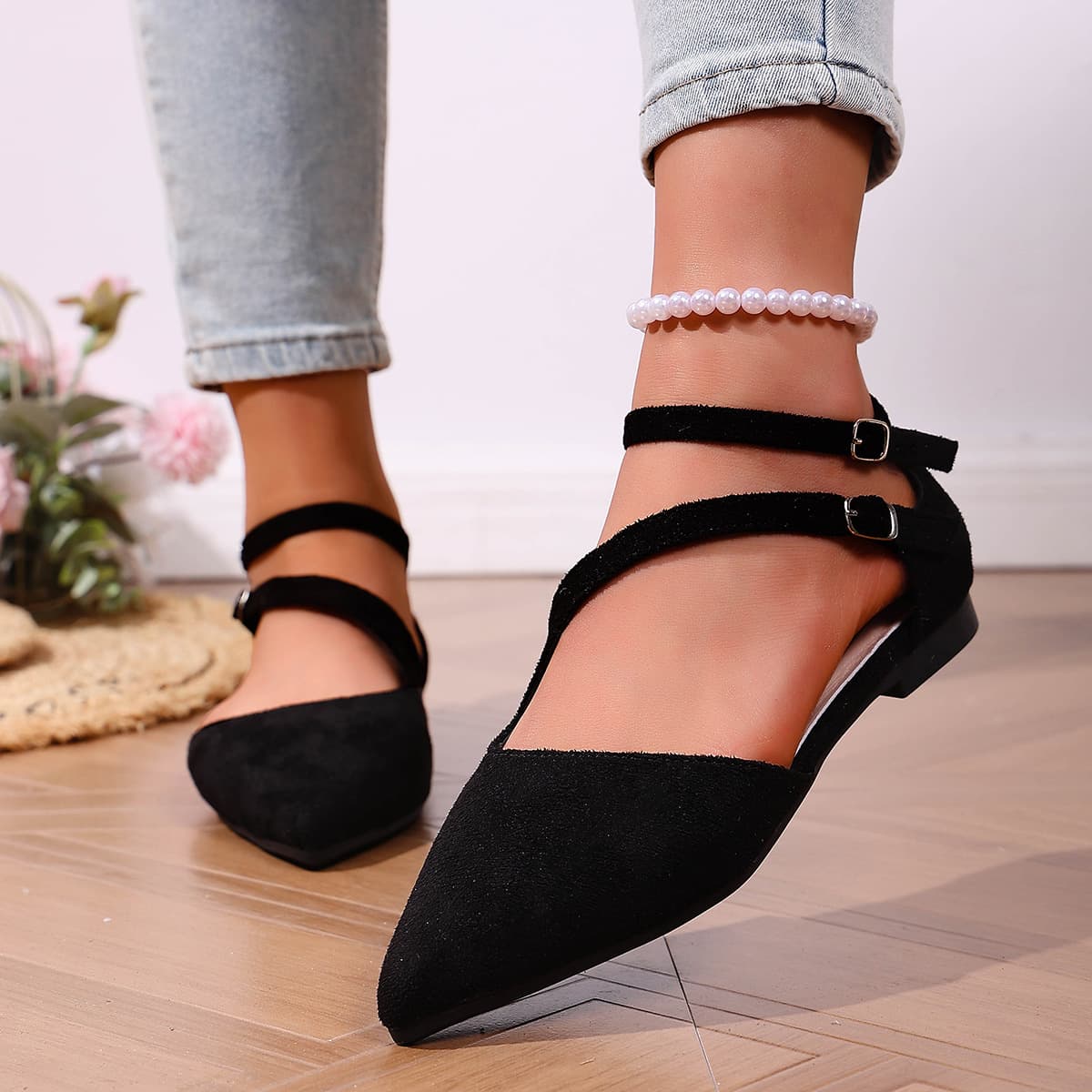 2027 Spring New Style Shallow Flat Single Shoes with Cross Straps Mary Jane Women's Shoes Large Size Hollow Shoes Women's Shoes