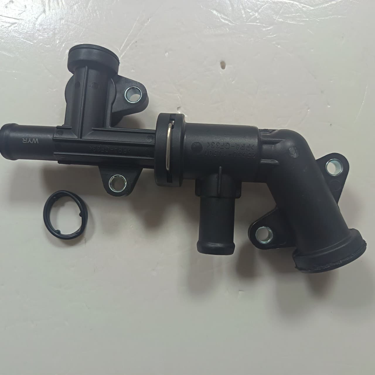 Cross-border Factory Store 256301U500 25630-1U500 for Hyundai Kia Water Valve Heater