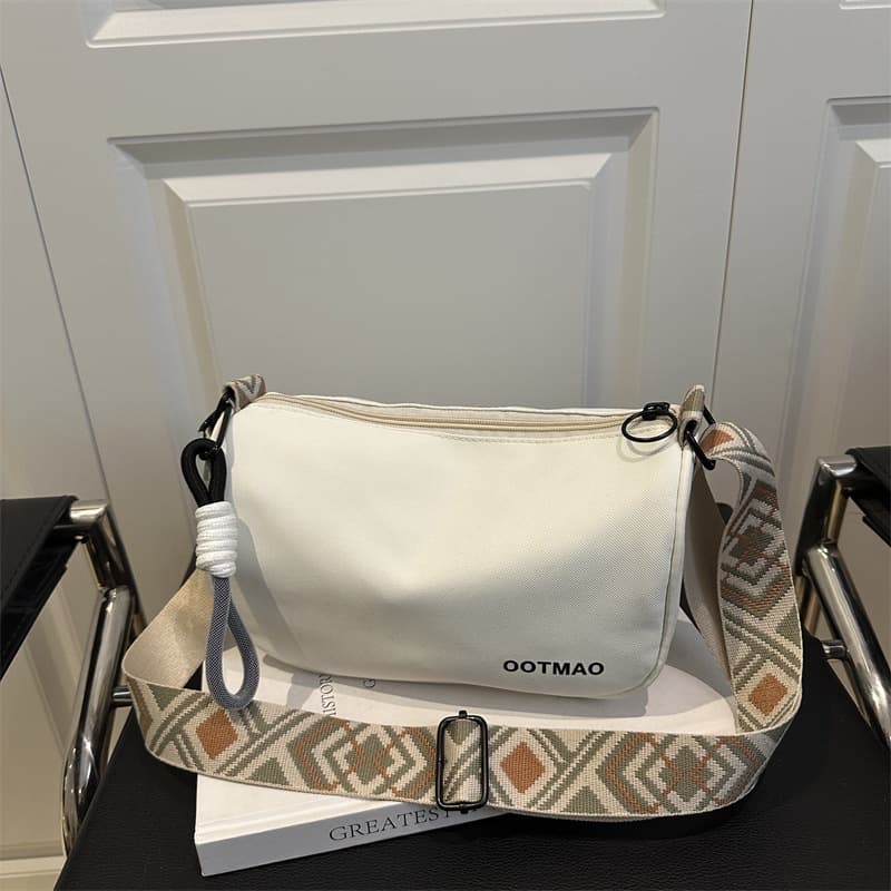 Casual Wide-Strap Small Bag for Women 2025 New Fashion Simple Boston Bag High-Value Niche Crossbody Bag