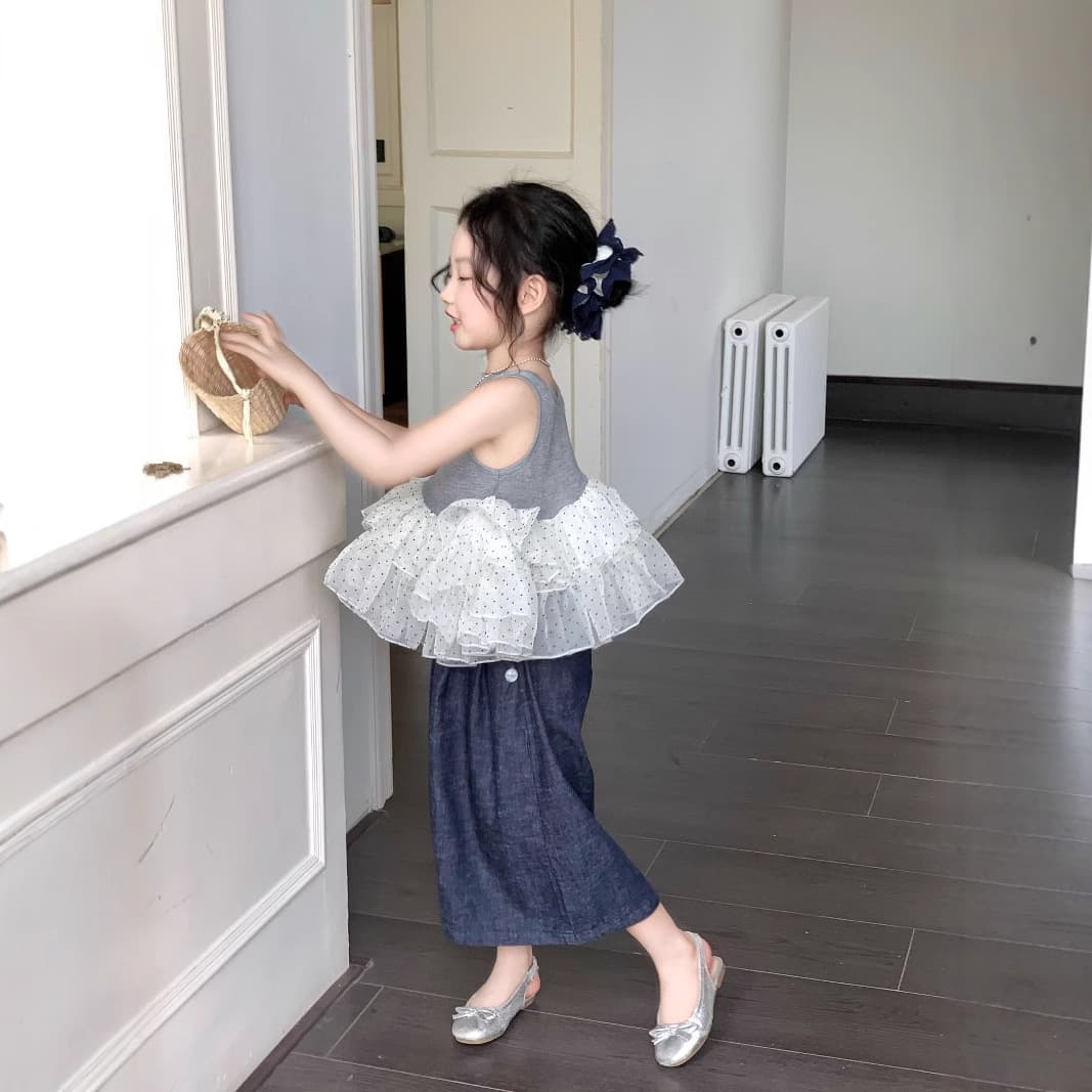 Girls 2025 new summer style Hepburn style mesh vest skirt children's fashionable sleeveless vest top