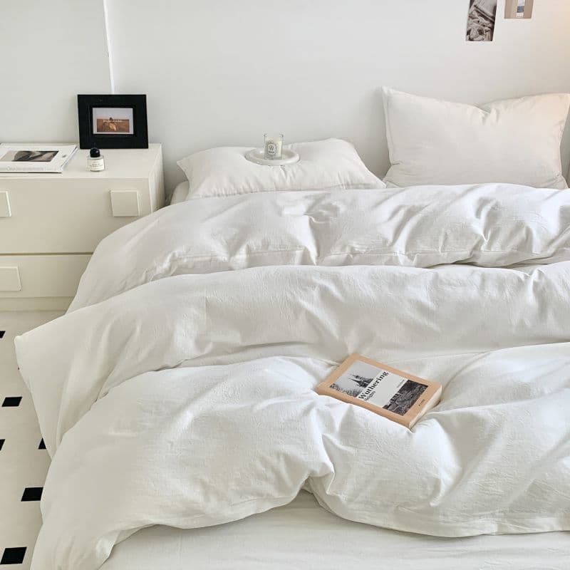 Category A Xinjiang cotton, white, 100% pure cotton, four-piece bedding set for homestays, duvet cover, Japanese style cotton bed sheet, simple three-piece set.