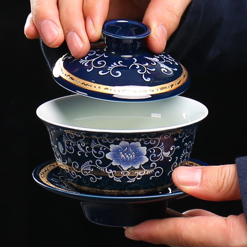 Sancai Gaiwan Tea Cup Single Large Tea Set Jingdezhen Blue and White Porcelain Tea Bowl Ceramic White Porcelain Kung Fu Bowl