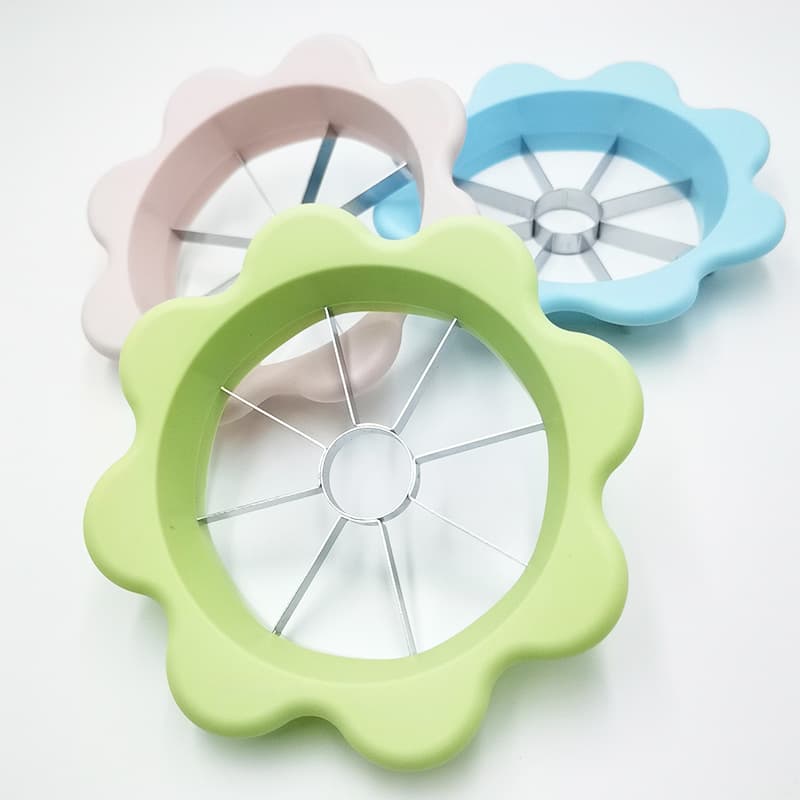 Factory direct selling apple cutting stainless steel plastic handle 8 piece fruit divider distinguisher fruit corer