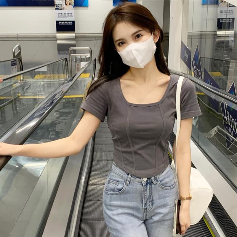 Slim Fit Short Sleeve Square Neck T-Shirt Women's Fashion Korean Style Summer 2024 Spicy Girl Design Sense Short Top