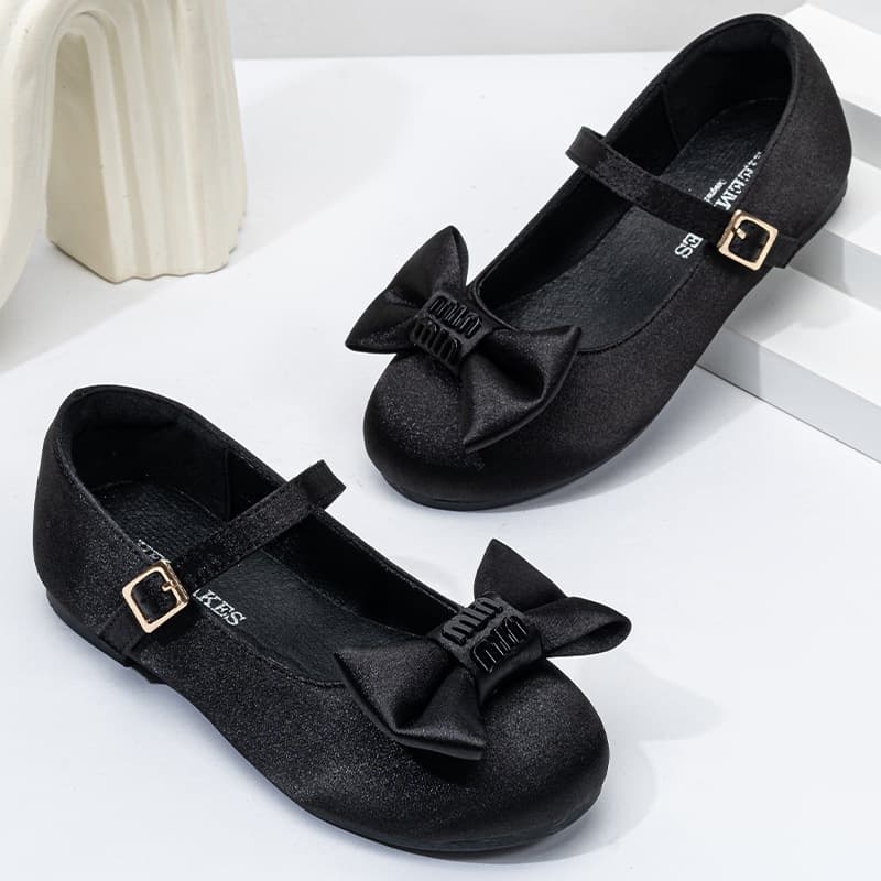 Girls' new spring and autumn style silk dress shoes, black bow ballet shoes, children's soft-soled princess shoes