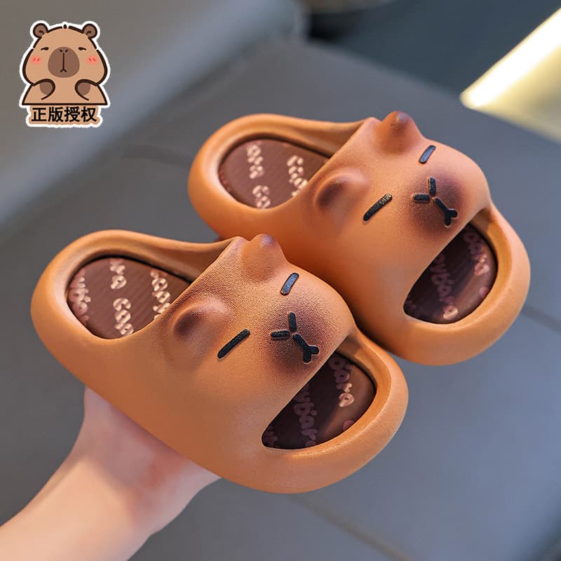 Capybara Summer Children's Sandals, Boys and Girls Anti-Slip Soft Sole Parent-Child Bathroom Beach Sandals