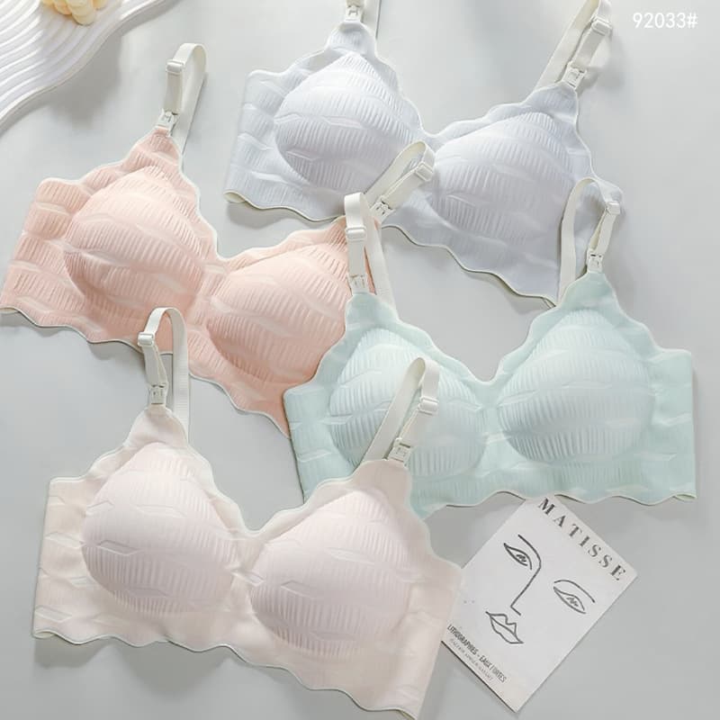 Wireless Maternity Bra Comfortable Nylon Fabric Breastfeeding Friendly Gathered Puff Design Suitable for Pre And Postpartum