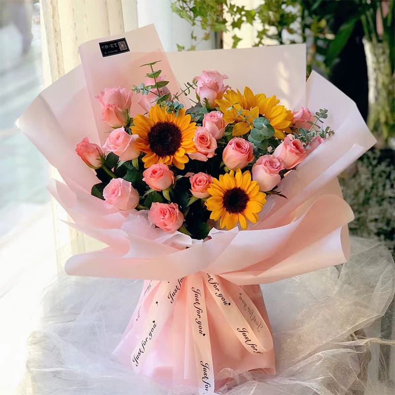 Solid Color Korean Rice Paper Waterproof Flower Wrapping Material BOPP Plastic Film Valentine's Day Floral Bouquet Wrap Paper