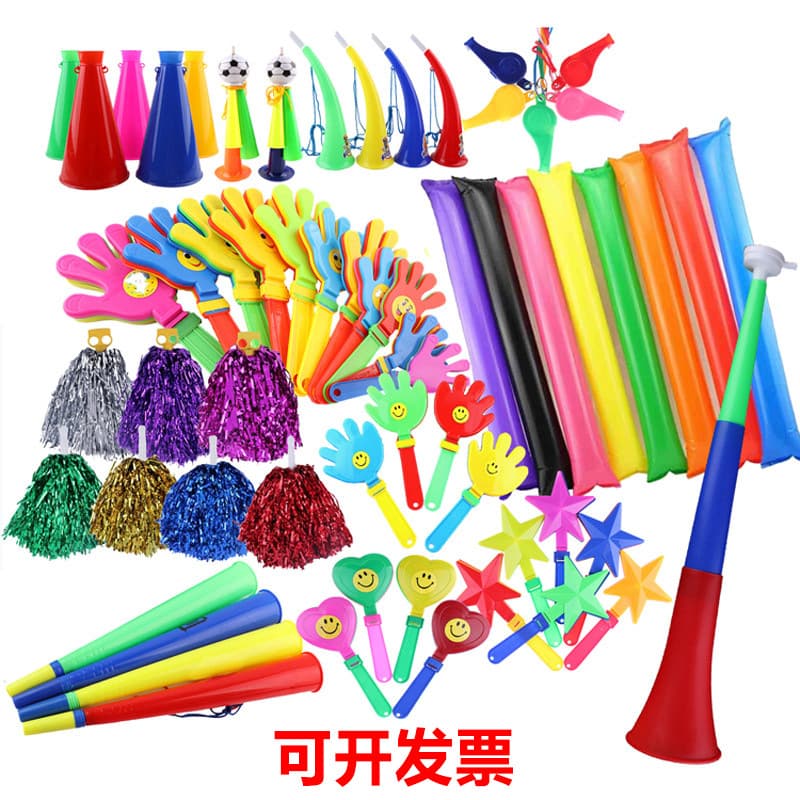 Cheerleading props for competitions: whistles, clappers, pom-poms, cheering horns