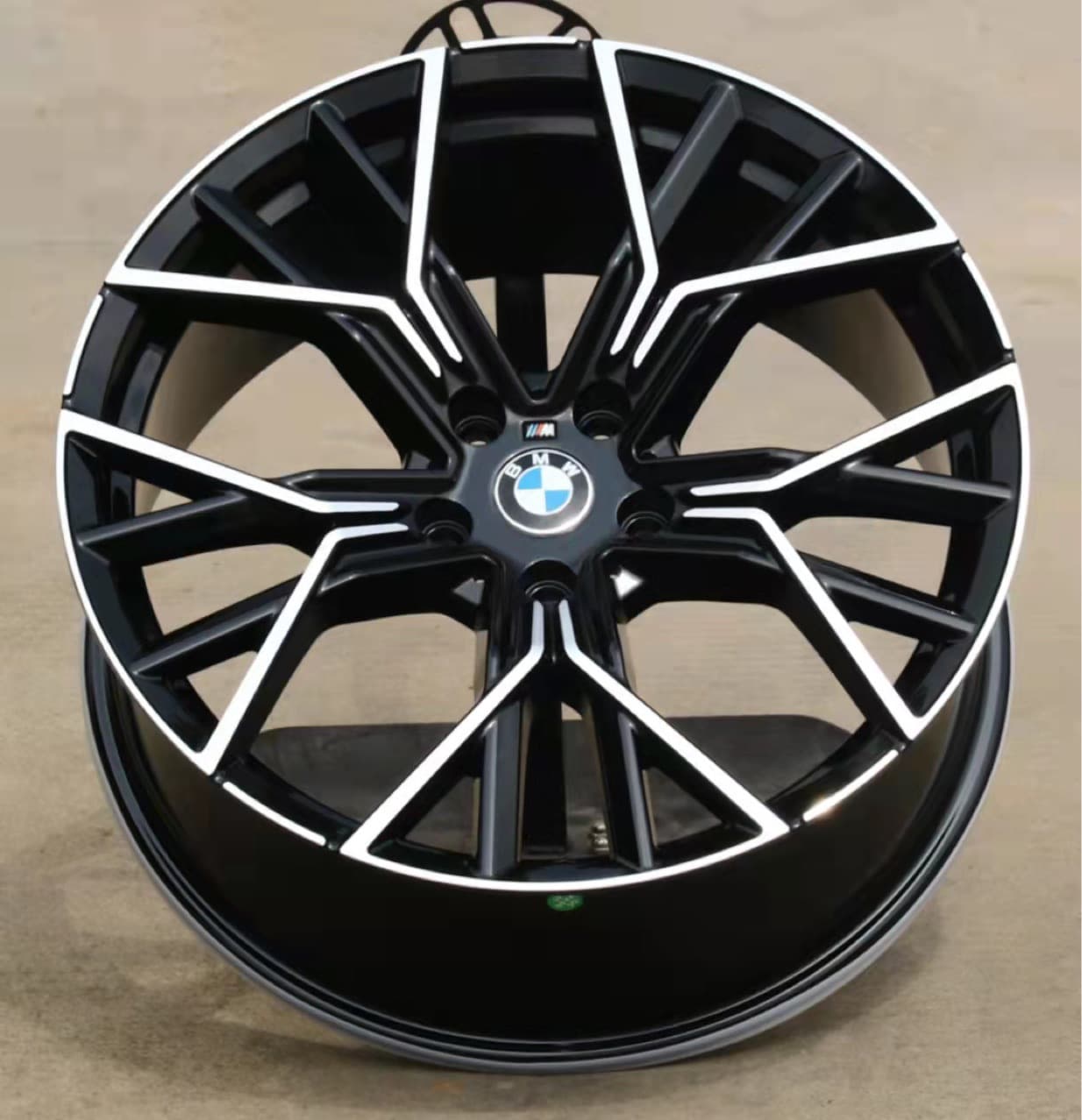 Compatible with BMW modified wheels in 17-inch, 18-inch, and 19-inch sizes for M3, M4, M5, M6, 3 Series, 5 Series, 7 Series, 525, 740, and X3 wheels